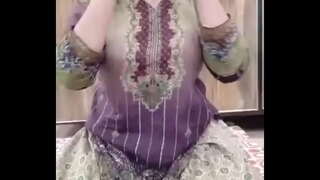 слугинката фантазија доаѓа точно