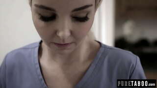 Chloé Cherry n&#039;a pas s&#039;attendre à ce genre de massage