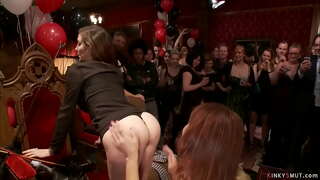 ���ອງໃຫຍ່ຫໍສີ້ລອງເອ Sonay ແລະ Syren ຈາກດັດແກ້ຢູ່ໃນສາທາລະນະ Bday ພັກຂອງຕ Princess ນ້າ Dolore ໄດ້ຮັບ throats banged