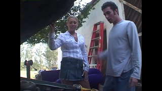 La maggior parte delle donne mature sono alla ricerca di giovani ragazzi-Chelsea Zinn, Darien Ross, Invidia Invidia, Bacio