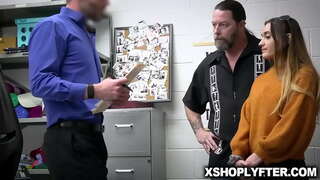 ���ਹੀ ਕਰਨ ਲਈ ਸਹਿਮਤ ਪ੍ਰਾਪਤ fucked ਬਚਣ ਲਈ ਪੁਲਿਸ ਨੇ ਸ਼ਮੂਲੀਅਤ