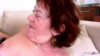 EXTREM ESKİ REDHEAD OLGUN CATCH MASTÜRBASYON YAPMAK VE AYARTMAK SEKS TARAFINDAN GENÇ ADAM