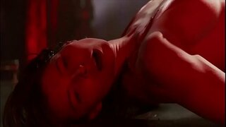 Jessica Biel Striptease kwaye Nude kwi-Ngumgubo Blue