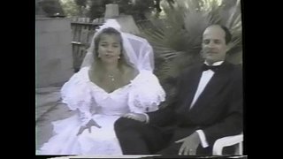 Ranskalainen tyttö saa perseestä kun yllään valkoinen hääpuku