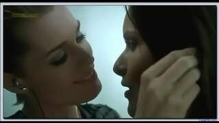 ���ោ Romijn Rie Rasmussen ស្រលាញ់ស្រីថើបក្នុង Femme Fatale