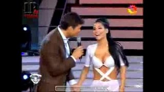 Silvina Escudero a póló fehér