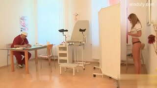 ���্বামী ও স্ত্রী গলাধঃকরণ