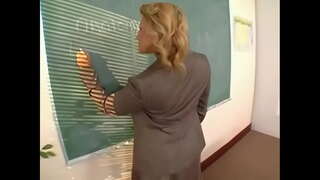 Busty Kaiako fucks BBC Ākonga