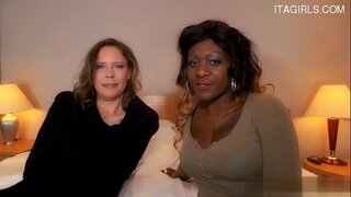 Gros seins étudiant plus dur baise