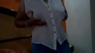 ���ೀವು ಸರಿಸಲು ಮೊಲೆ ನನ್ನ ಹೆಂಡತಿ