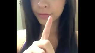 Ang bagung-bagong Fox sa Pagpapakita ng off ang kanilang mga Suso | novinhassapecas.com