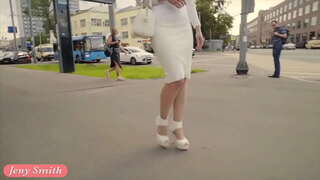 Джени Смит көшедегі ең жақсы сексуалды қыз