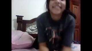 Rosalatina cho anrejistreman ki sòti nan telefòn selilè li