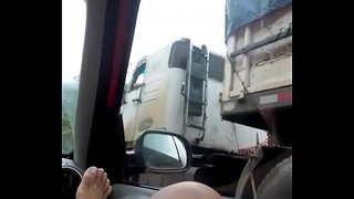 Sur la route, montrant grelao