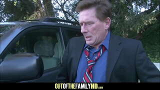 Ҷавон Малламуй Оила Трахается Бо аз ҷониби падарандар ва Мальчиком