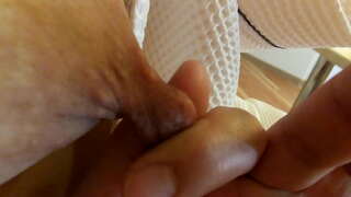 ���క్రీకరించిన చురుకైన మోలలు మిల్ఫ్ వక్రీకృత మరియు లాగి మరియు విస్తరించి వంటి, రబ్బరు అనిమేటెడ్ అశ్లీలత చురుకైన మోలలు