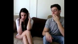 Nxehtë skena është regjistruar fshehurazi në s. kur të dashurin e fucked partneri i saj në dhoma të ndërrimit