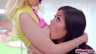 Ipakita Kendra Spade2.mp4