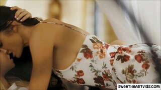 Лесбийский секс с милфой и молоденькой блондинкой