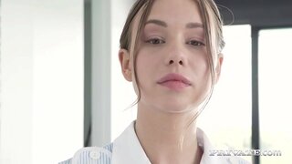 Сексуалды қыз өзінің кискасын вибратормен мастурбациялайды және өзінің кискасын мастурбациялайды Төлем? 2 ыстық бет күтімі! Толық сипау Private.com !