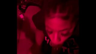 الأبنوس غريب المصارف بلدي بي بي سي في غرفة استوديو